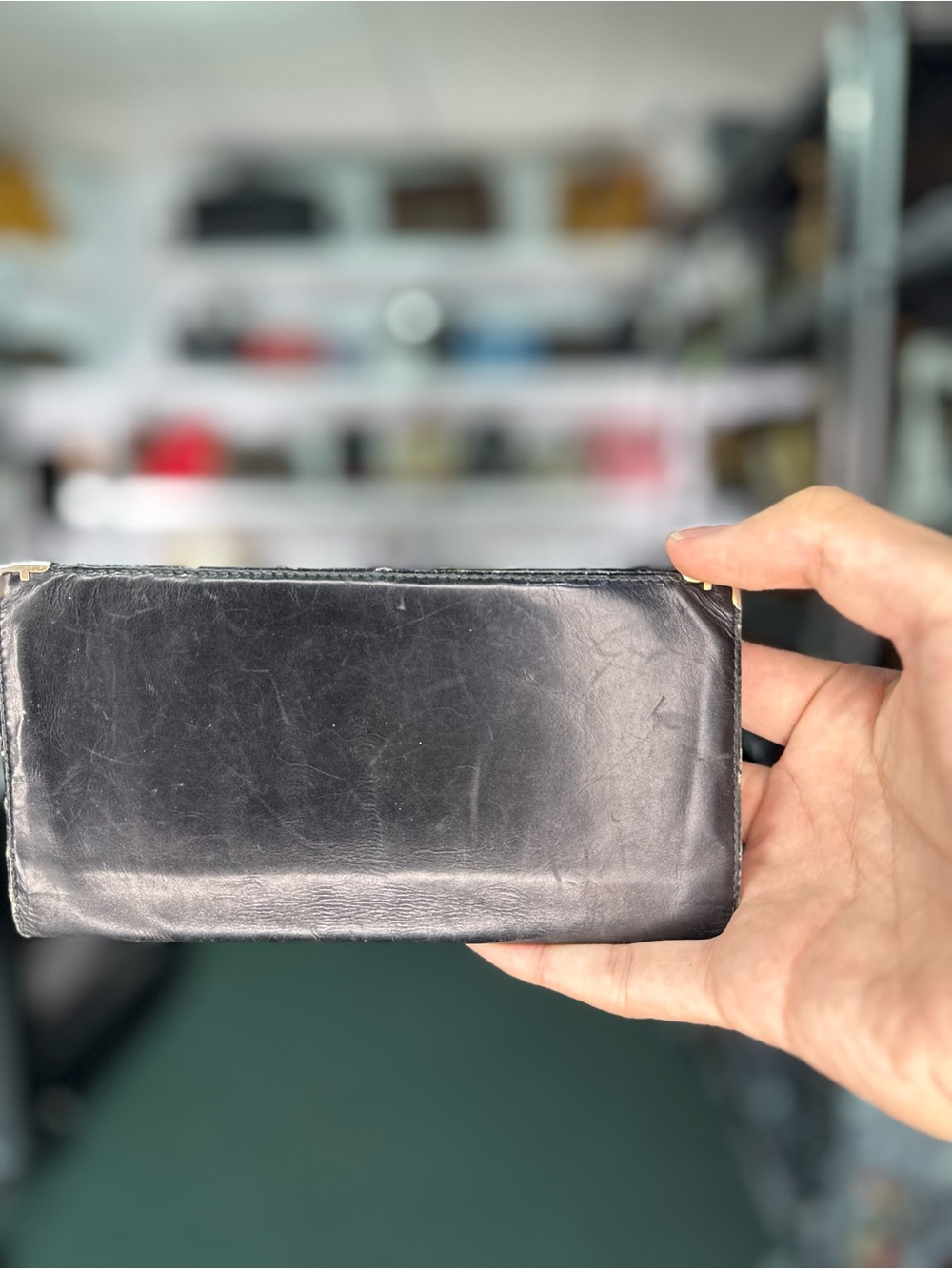 FREE FERRAGAMO WALLET GIVEAWAY FOLLOW IG @THEBAGRICULTURE